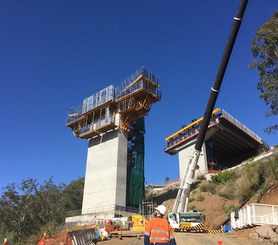 Adecuada para construcción de puentes