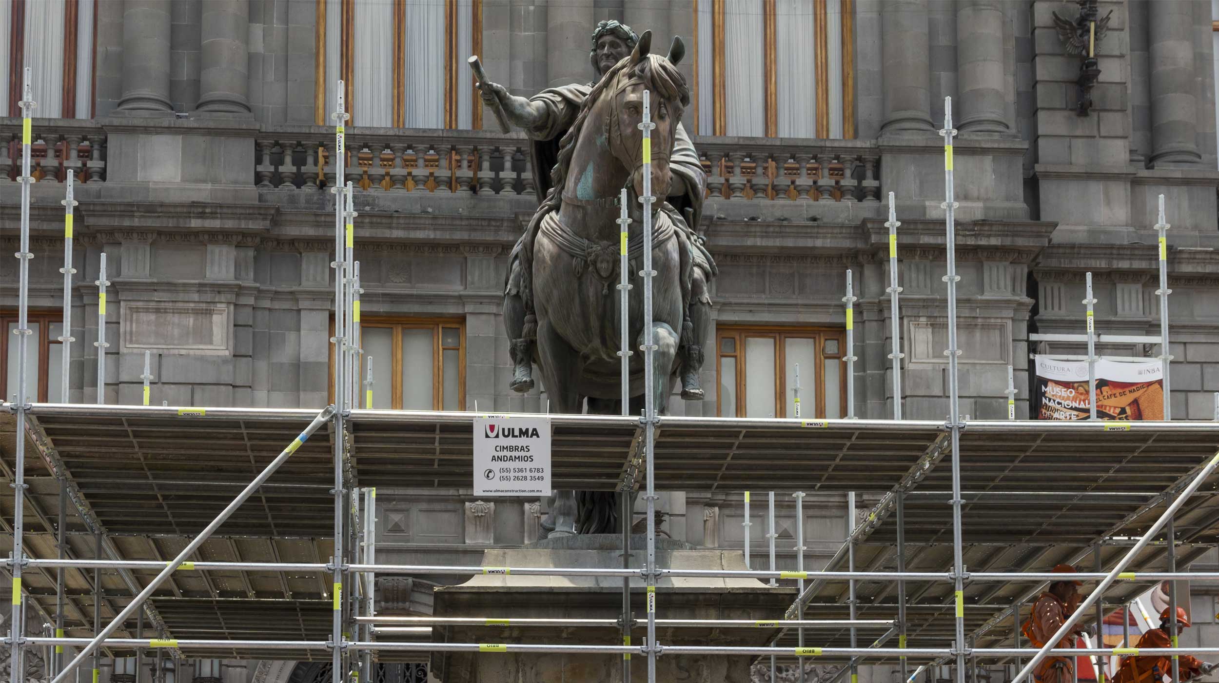 Servicio para la restauración y rehabilitación del monumento ecuestre a Carlos IV de España conocido como El Caballito.