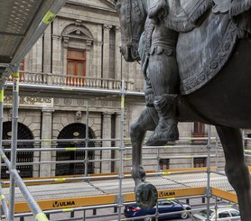 Rehabilitación de la escultura El Caballito, CDMX, México