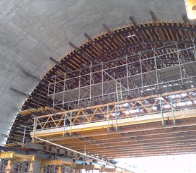 Falso Túnel Prolongación de los Ferrocarriles, Terrassa, España