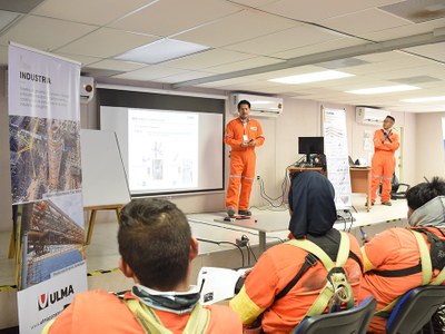 ULMA supera las 5,000 capacitaciones en andamio multidireccional BRIO con certificación