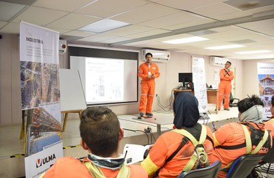 ULMA supera las 5,000 capacitaciones en andamio multidireccional BRIO con certificación