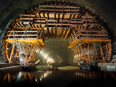 La construcción del túnel de carretera más largo de Polonia con el carro de cimbra MK