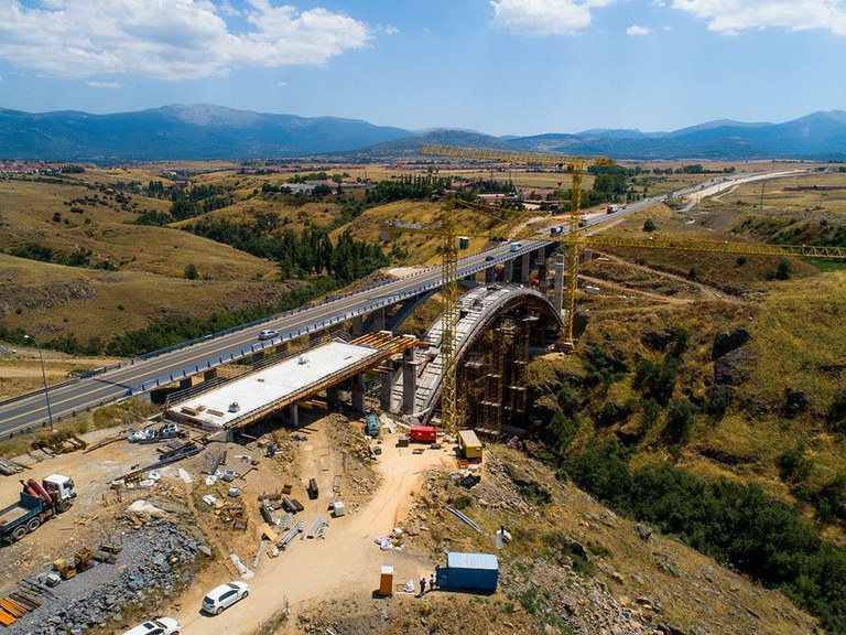 Puente en arco Eresma, Segovia, España